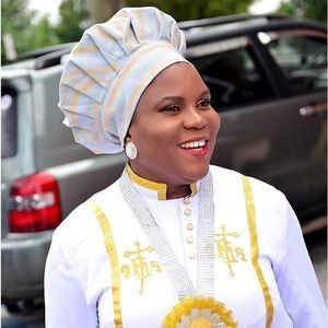 Meet your Posher, Funmi